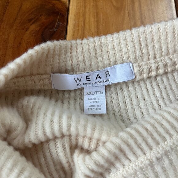 Like New Chiefs Lounge Set - Picture 5 of 5